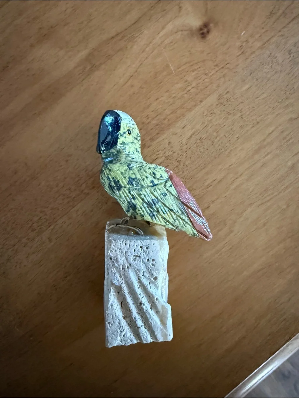 Decorative Parrot Perch Clip - Yellow and Pink Bird Accessory